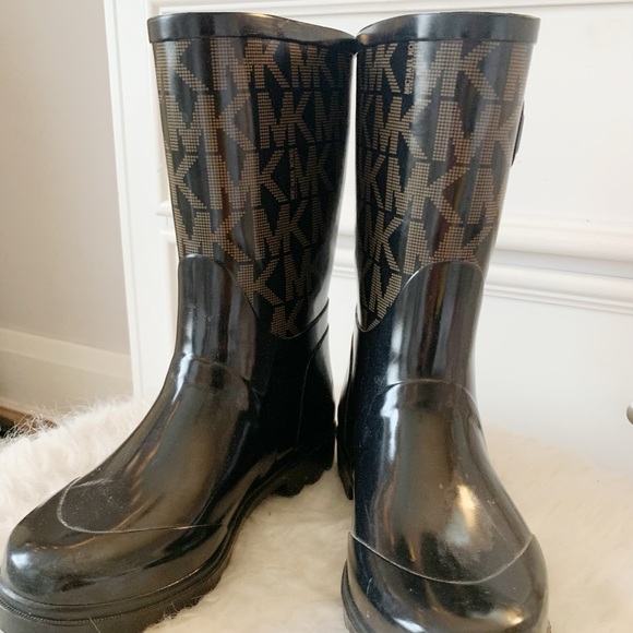 Michael Kors Shoes - Michael Kors Logo Rain boots